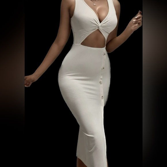 Dress - Picture 2 of 3